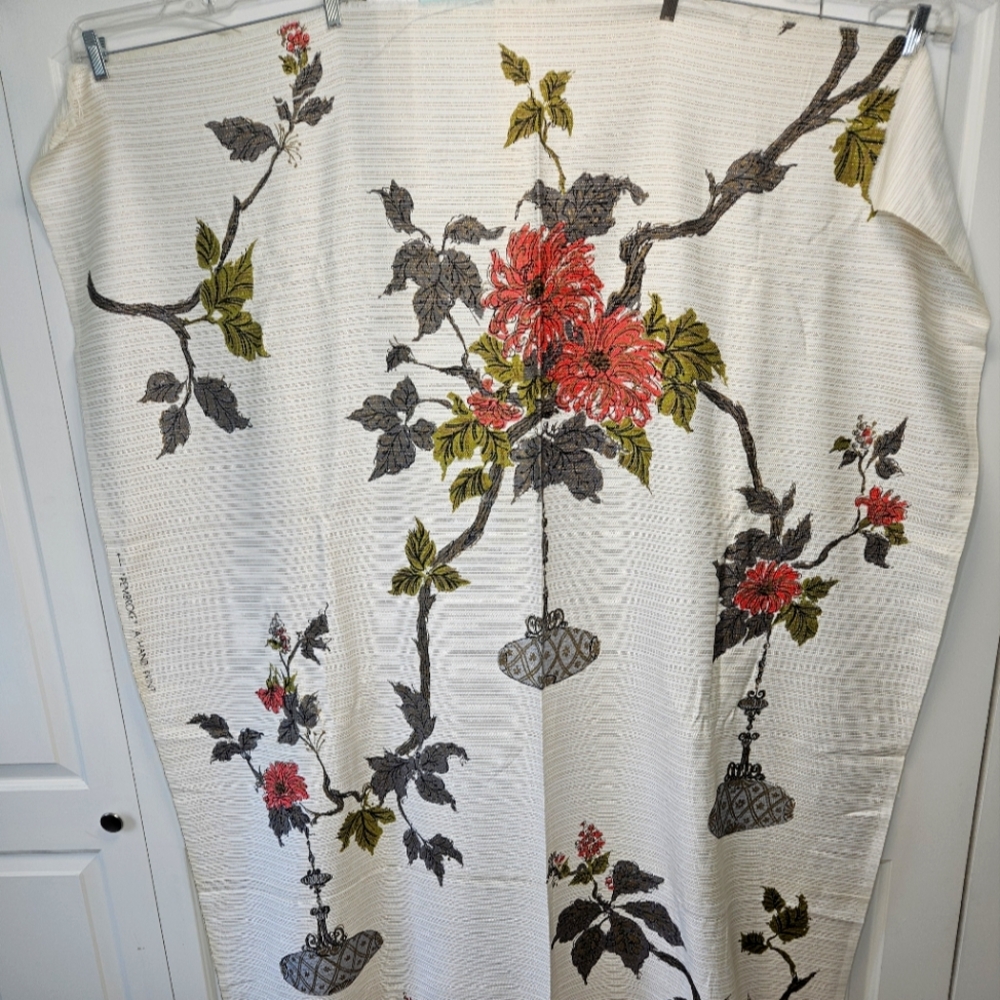 Vintage barkcloth shimmer fabric novelty print Pembroke yardage